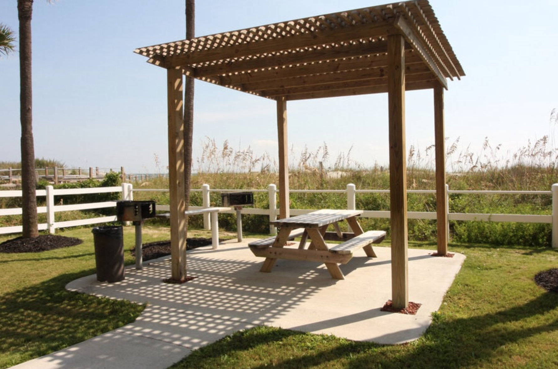 Outdoor Grill at the 3 bedroom Cresent Sands Penthouse